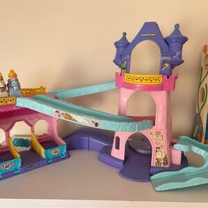 Little People Klip Klop Castle